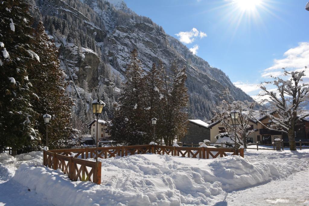 Hotel Villa Tedaldi Gressoney-Saint-Jean Eksteriør billede