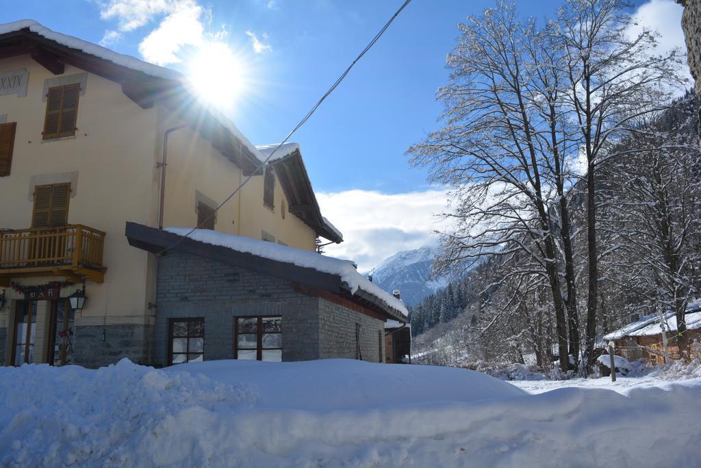 Hotel Villa Tedaldi Gressoney-Saint-Jean Eksteriør billede
