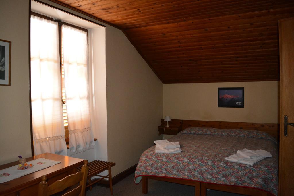 Hotel Villa Tedaldi Gressoney-Saint-Jean Eksteriør billede