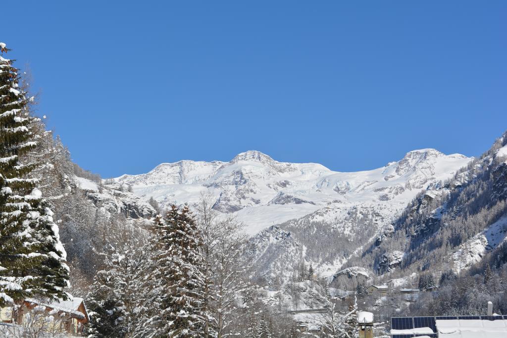 Hotel Villa Tedaldi Gressoney-Saint-Jean Eksteriør billede